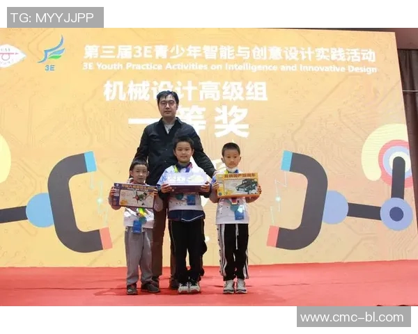 重庆足球队的崛起与发展探索展现城市精神与团队力量 重庆足球队的崛起与发展探索展现城市精神与团队力量