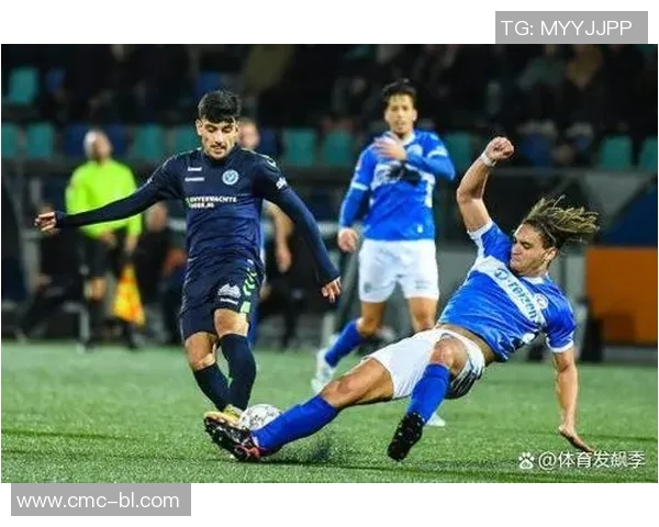 登博思与阿尔克的激烈对决展现足球魅力与团队精神的巅峰对抗